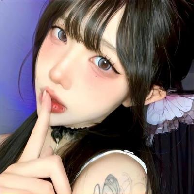 校草是女生